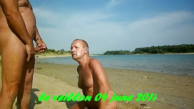 Siêu Nô lệ treo, thố ...