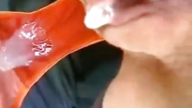 Khiêu dâm là một phầ ...