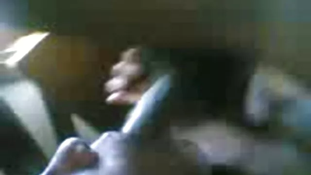 Dễ thương muốn sex n ...